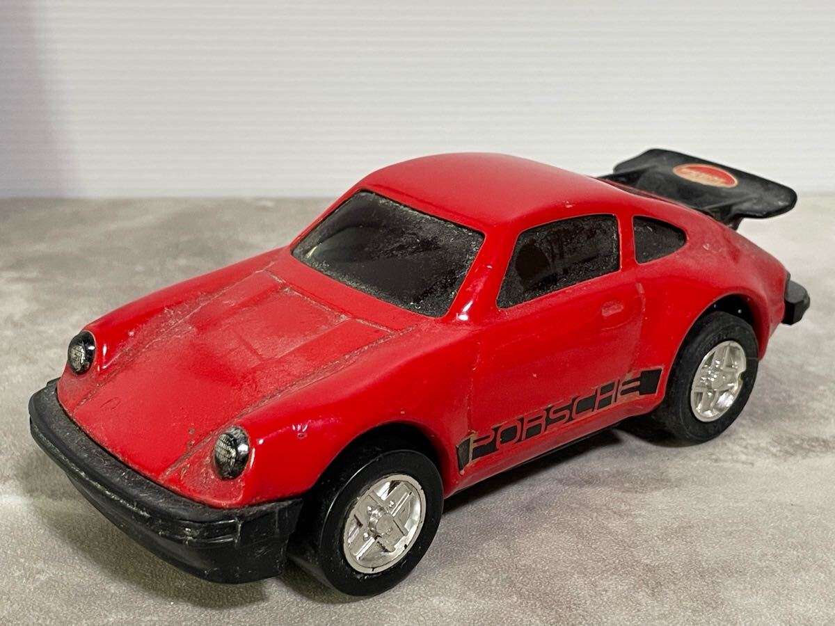 レトロビンテージミニカー 1/43希少なNZGモデルのポルシェ928S