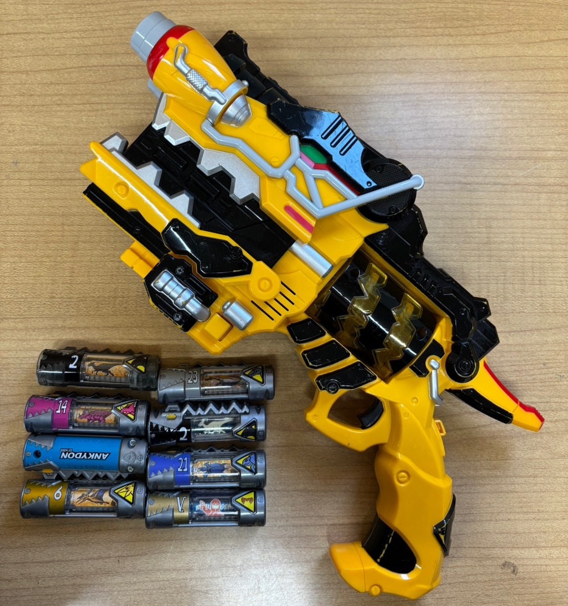 Yahoo!オークション -「キョウリュウジャー 獣電池 dx」の落札 Yahoo!オークション -「キョウリュウジャー 獣電池 dx」の落札