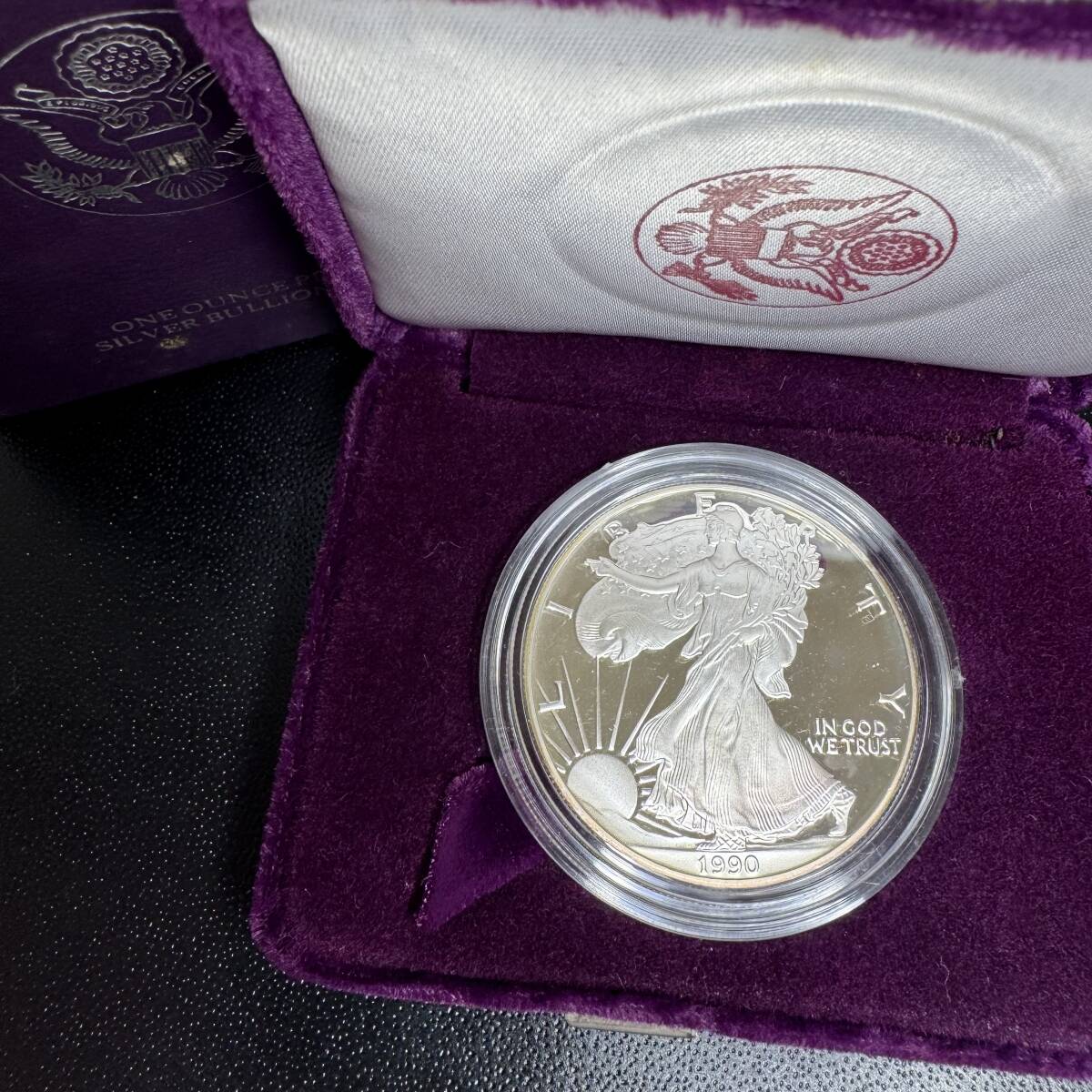 ウォーキングリバティ 1ドル 1OZ 純銀 2002年 カプセル入り