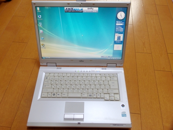 送料無料 富士通 FMV-BIBLO NF40Y(Office Personal 2007モデル) Windows Vistaマシン 付属品(ACアダプタ、外付FDD)あり