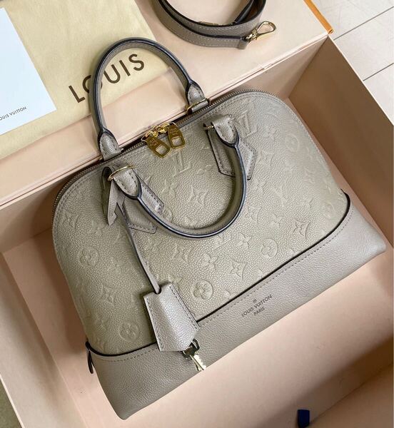 Louis Vuitton Neo Aluma PM ハンドバッグ
