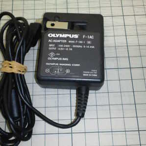 OLYMPUS ACアダプター F-1AC 動作未確認品 ジャンク品