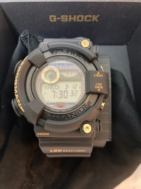 Yahoo!オークション -「8230」(FROGMAN) (G-SHOCK)の落札相場 Yahoo!オークション -「8230」(FROGMAN) (G-SHOCK)の落札相場