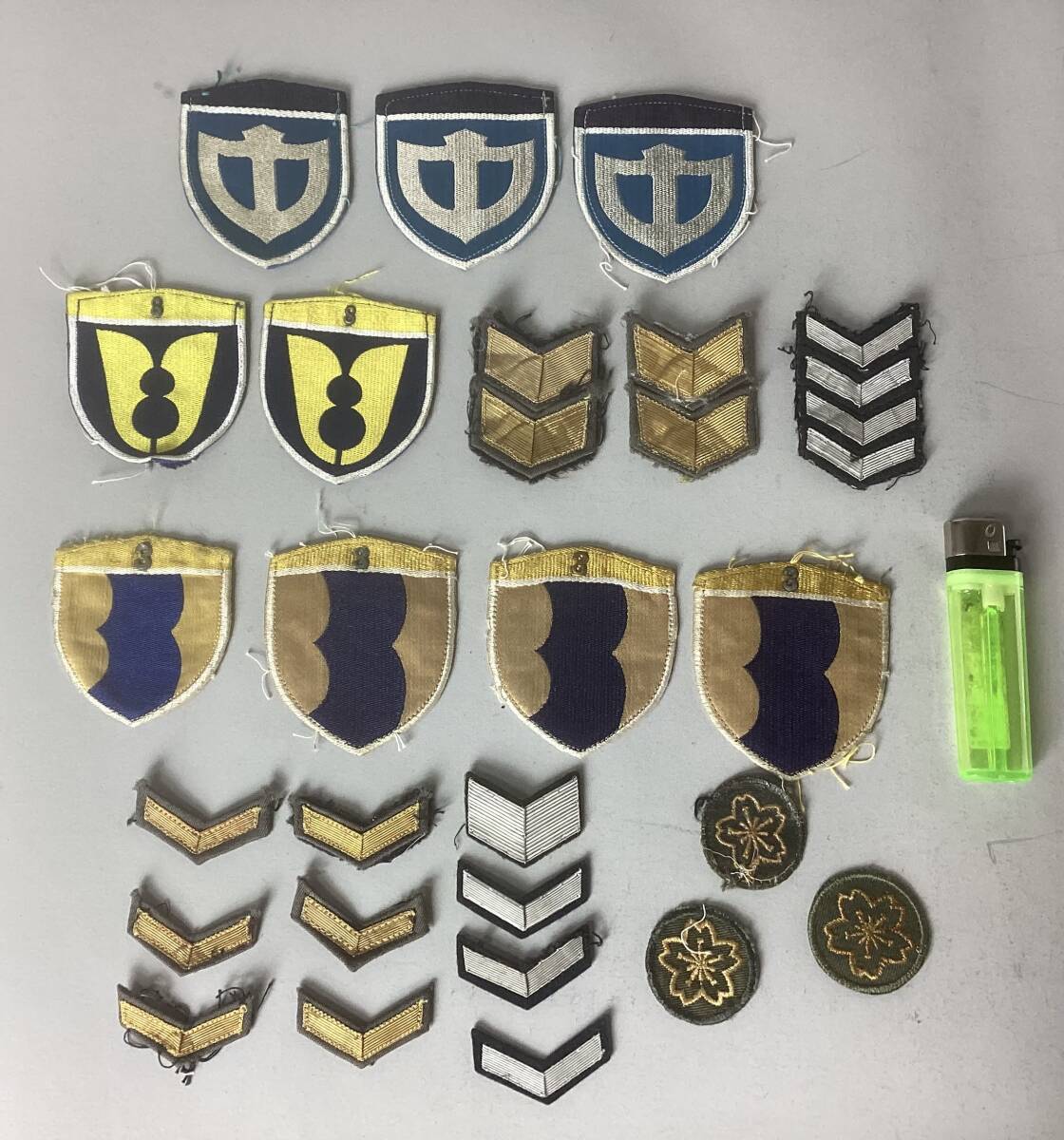 Yahoo!オークション -「自衛隊 階級章」の落札相場・落札価格