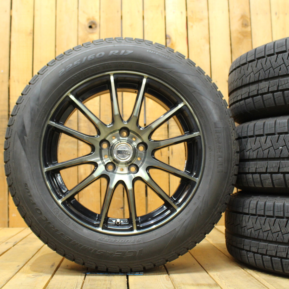 Yahoo!オークション -「225/60r17 スタッドレスタイヤ」の落札 Yahoo!オークション -「225/60r17 スタッドレスタイヤ」の落札