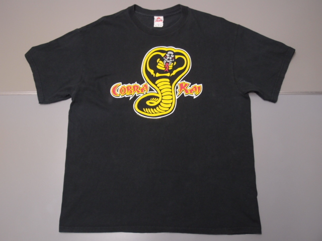 Yahoo!オークション -「コブラ」(Tシャツ) (メンズファッション Yahoo!オークション -「コブラ」(Tシャツ) (メンズファッション