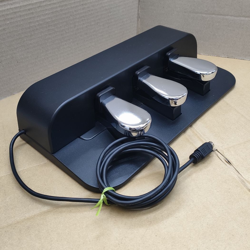 Yahoo!オークション -「clp440」(電子ピアノ) (鍵盤楽器)の落札