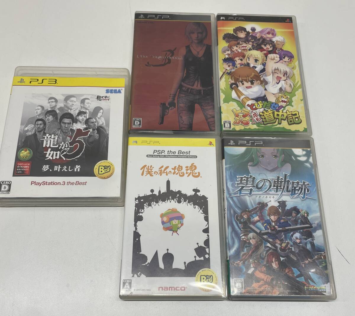 Yahoo!オークション -「the 3rd birthday psp」の落札相場・落札価格
