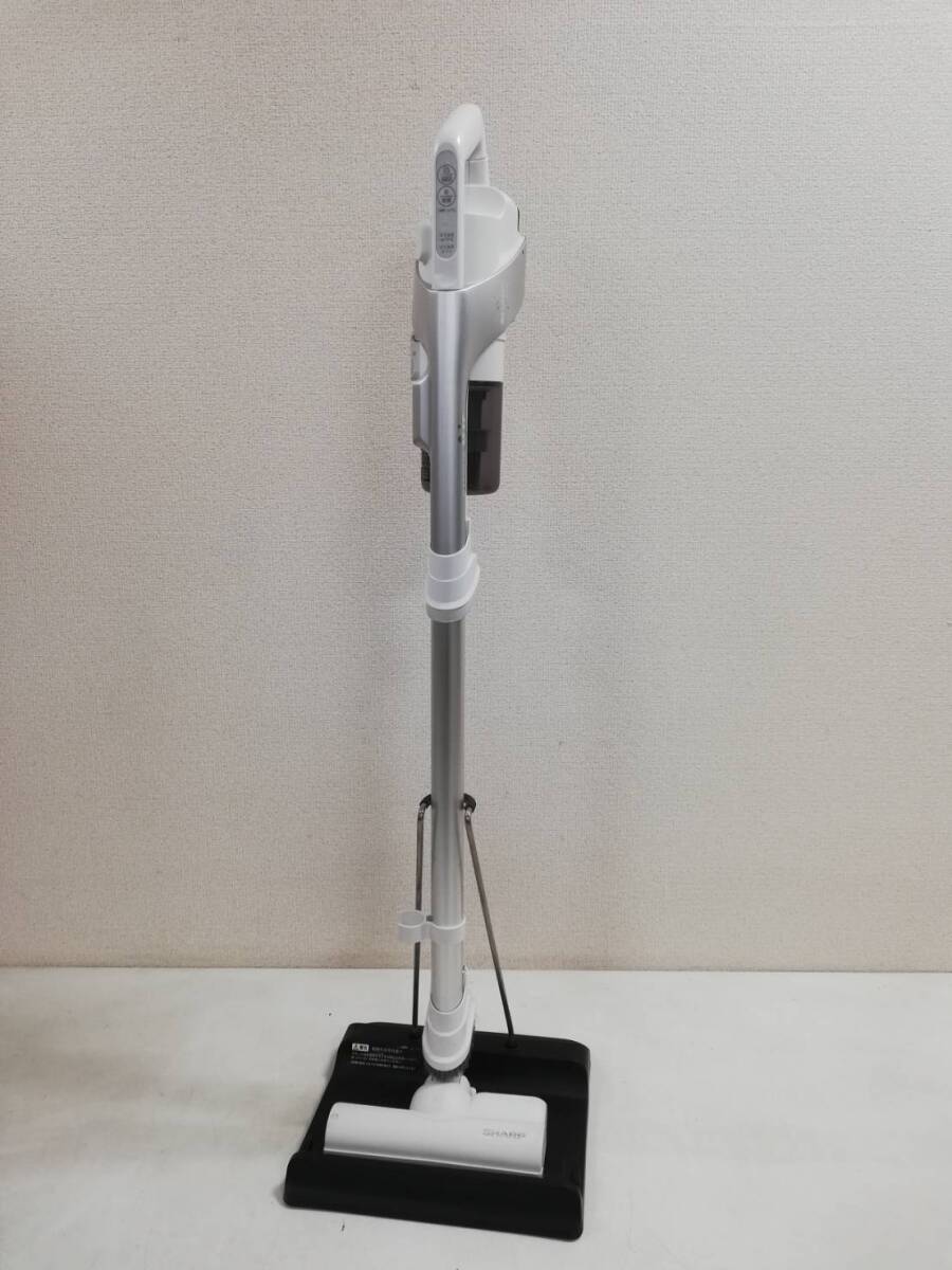 SHARP EC-AH5 スティッククリーナー 充電式掃除機　2020年製 SHARP EC-AH5 スティッククリーナー 充電式掃除機2020年製