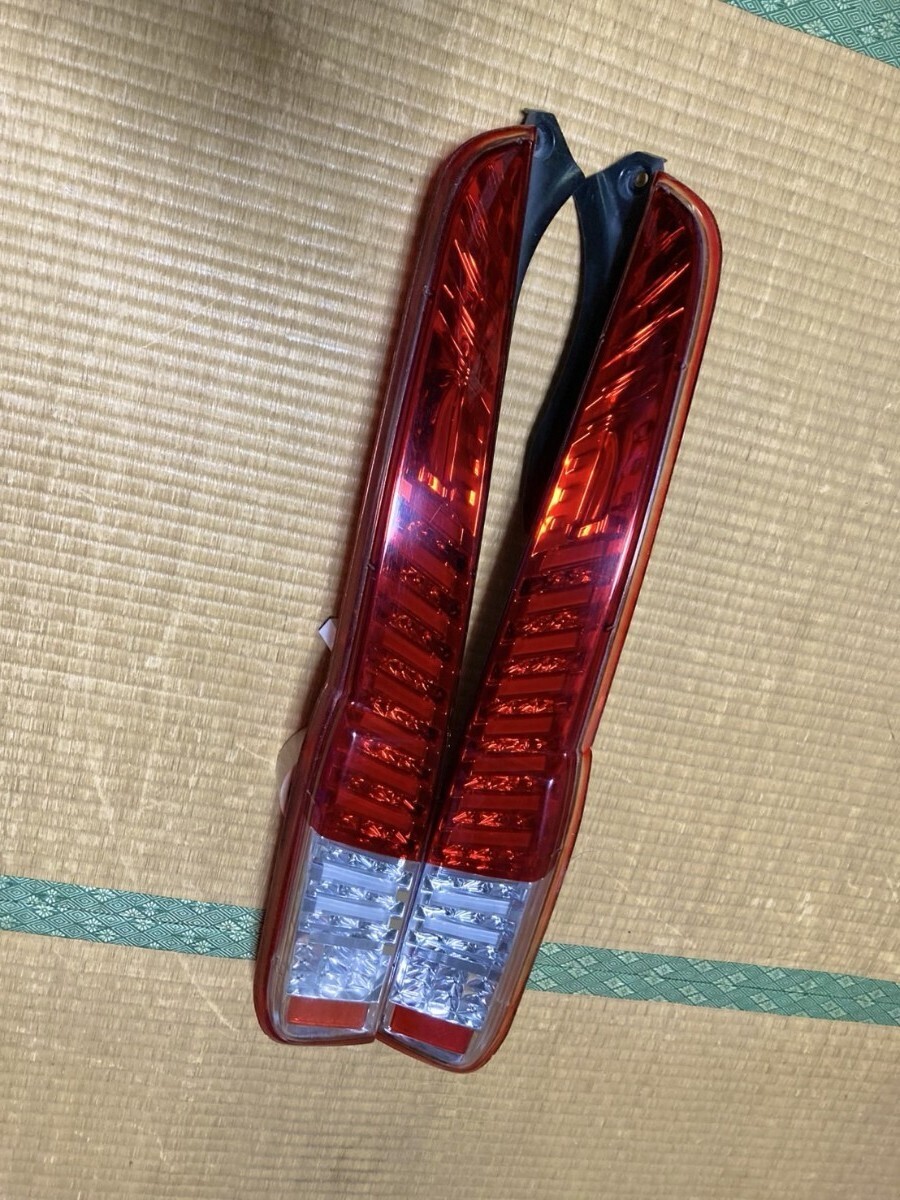 VALENTI L175S フルLEDテール ジュエルLEDテールランプTRAD ムーヴカスタム(175/185系)｜製品