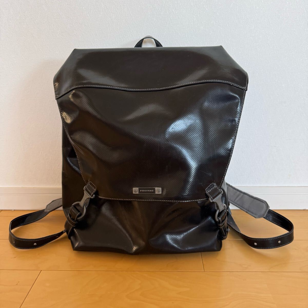 Yahoo!オークション -「freitag フライターグ ブラック」の落札 Yahoo!オークション -「freitag フライターグ ブラック」の落札