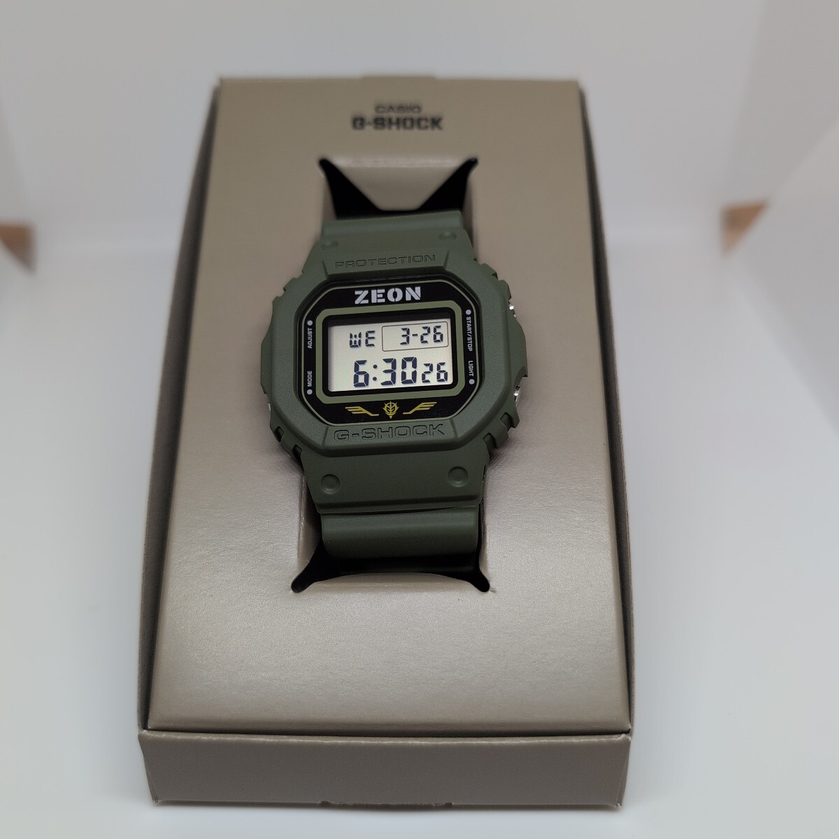 Yahoo!オークション -「g-shock ガンダム」(コラボレーション Yahoo!オークション -「g-shock ガンダム」(コラボレーション