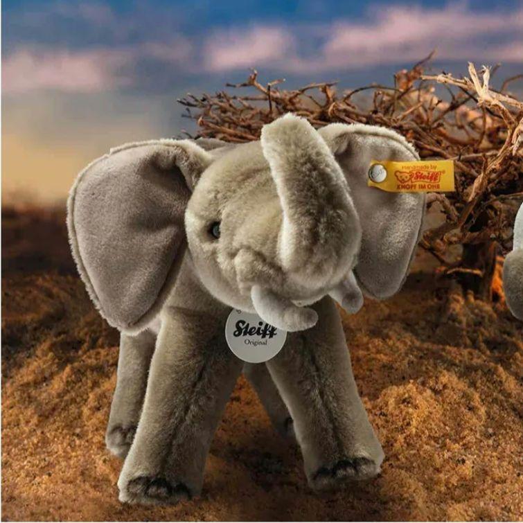Amazon.co.jp: シュタイフ(Steiff) ゾウのザンブー 23cm 064999