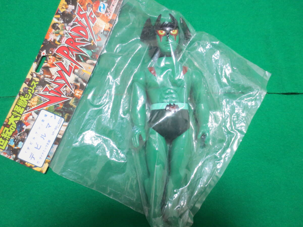 未使用品! 希少品 パチ 無版権ソフビ デビルマン マスク脱着 未使用品! 希少品 パチ 無版権ソフビ デビルマン マスク脱着