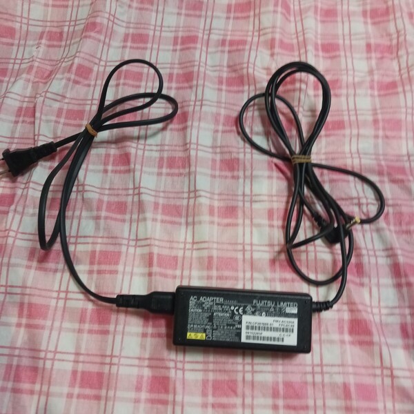 fujitsu 富士通 純正 ノートPC用 ACアダプター FMV-AC320A 19V 純正アダプター ノートPC AC アダプター パソコン ノートパソコン