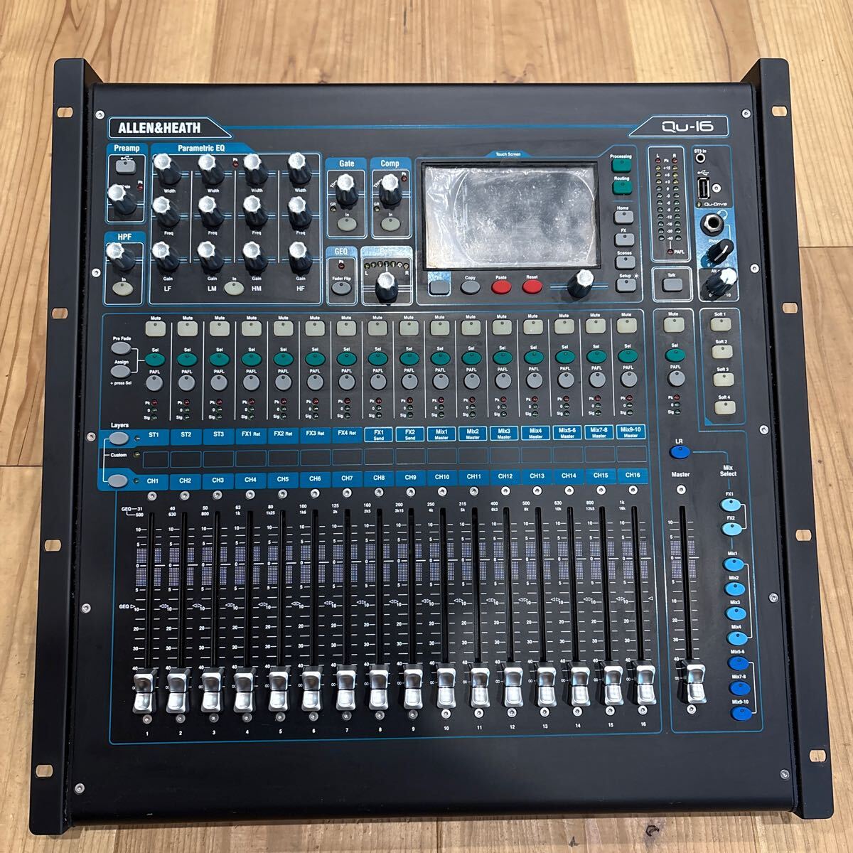 ALLEN&HEATH Qu-Pac ラック型デジタルミキサー 美品中古 - メルカリ