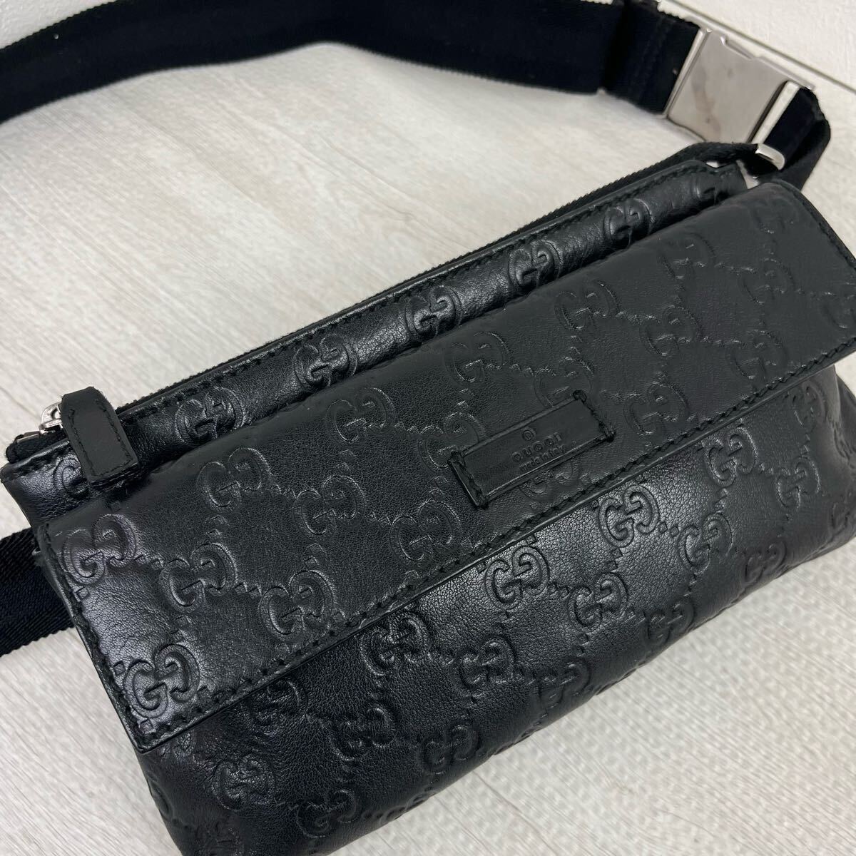 Yahoo!オークション -「gucci ボディバッグ」(かばん、バッグ Yahoo!オークション -「gucci ボディバッグ」(かばん、バッグ