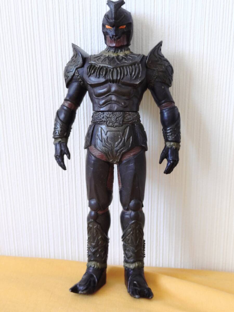 Yahoo!オークション -「仮面ライダークウガ 怪人 ソフビ」の落札 Yahoo!オークション -「仮面ライダークウガ 怪人 ソフビ」の落札