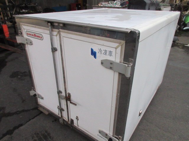 物置 トラックの荷台