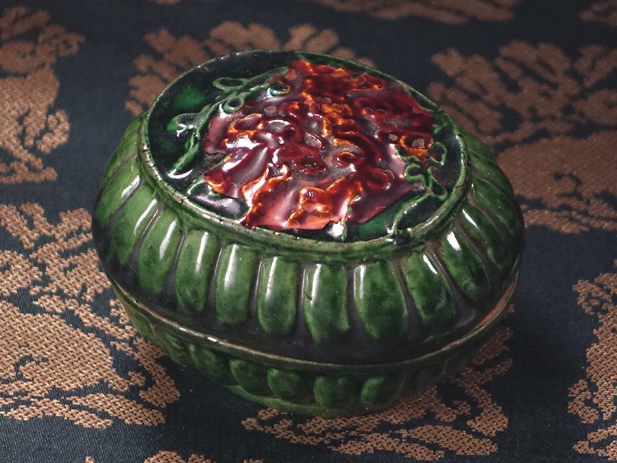 Yahoo!オークション -「茶道具 香合 菊」(陶芸) (工芸品)の落札