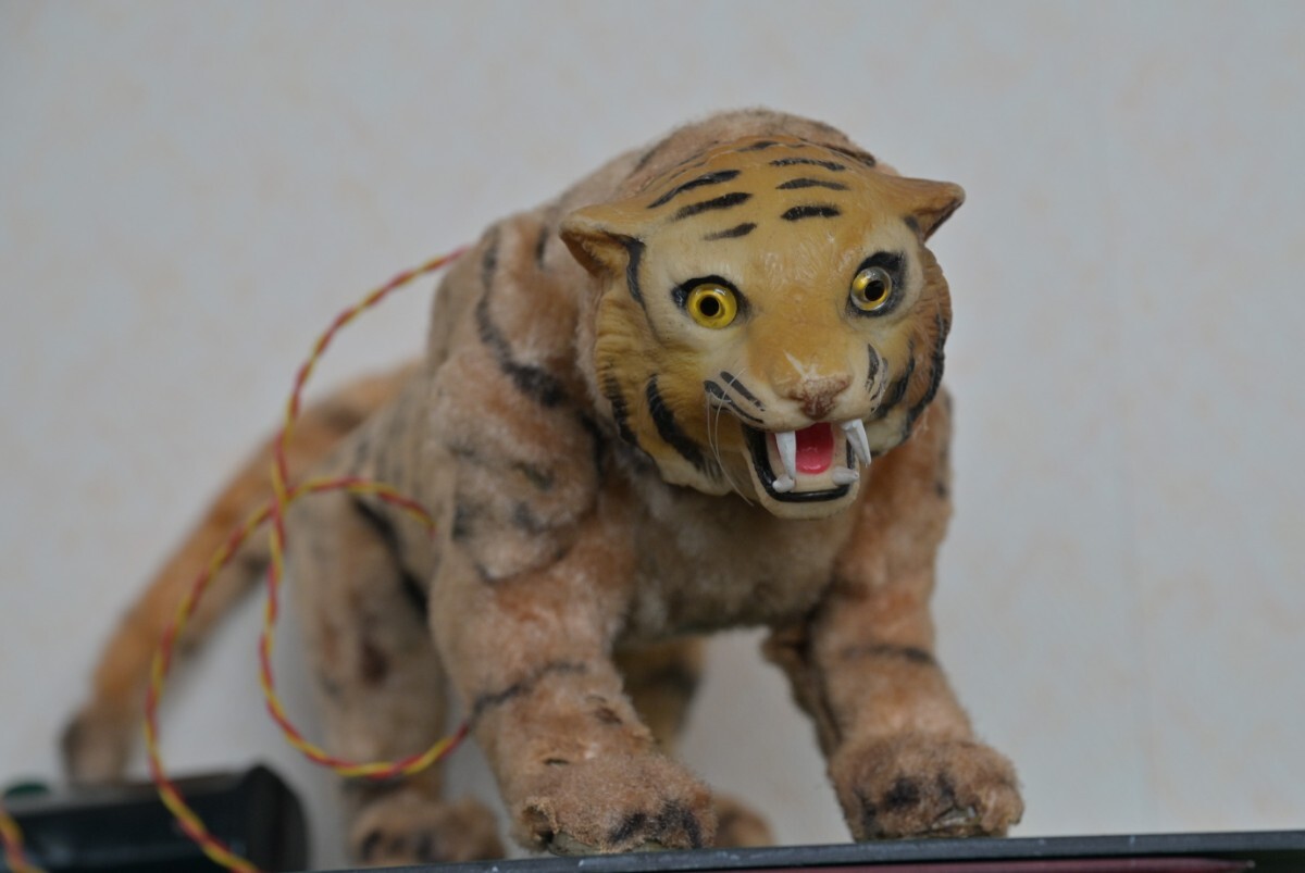 Yahoo!オークション -「tiger」(ブリキ) (ビンテージ)の落札相場 Yahoo!オークション -「tiger」(ブリキ) (ビンテージ)の落札相場