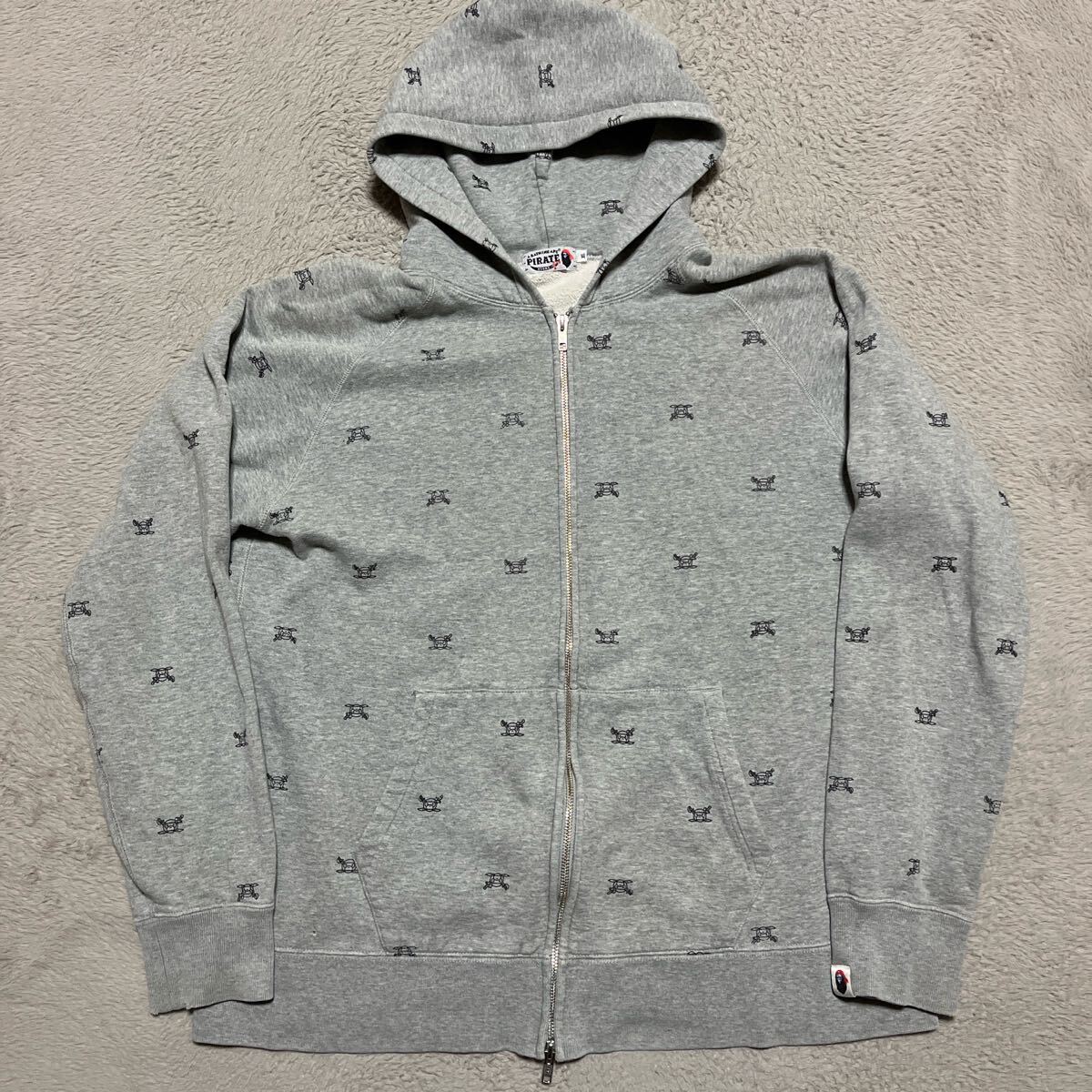 Yahoo!オークション -「ape kaws パーカー」の落札相場・落札価格 Yahoo!オークション -「ape kaws パーカー」の落札相場・落札価格