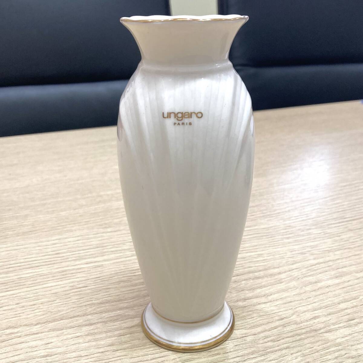 2025年最新】Yahoo!オークション -ungaro(花瓶)の中古品・新品 2025年最新】Yahoo!オークション -ungaro(花瓶)の中古品・新品