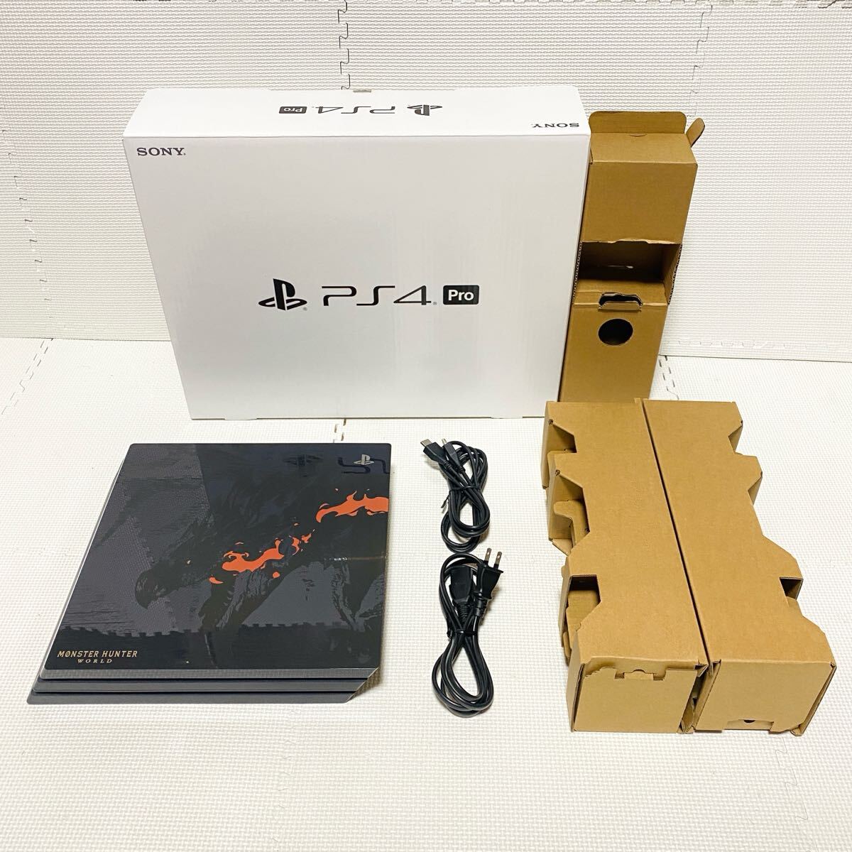 Yahoo!オークション -「ps4 pro リオレウスエディション」の落札