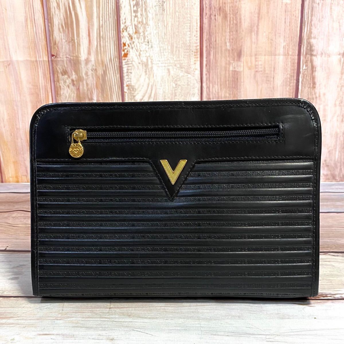 Yahoo!オークション -「valentino」(セカンドバッグ) (メンズ Yahoo!オークション -「valentino」(セカンドバッグ) (メンズ
