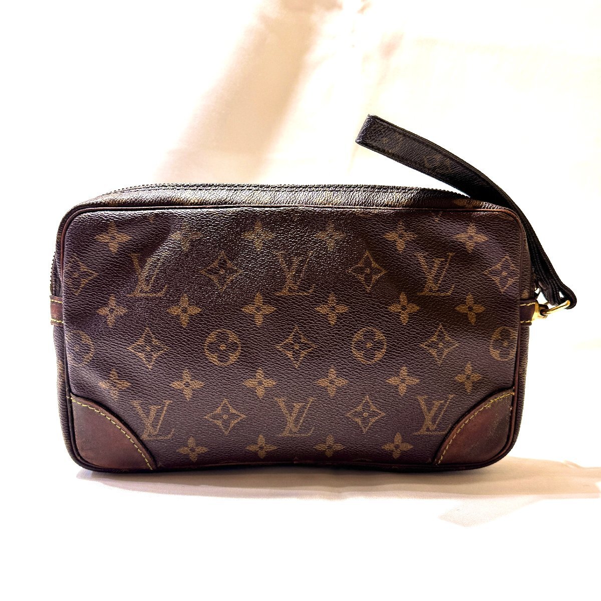 鮮やかカラー LOUIS VUITTON クラッチバッグ ハンドバッグ 青