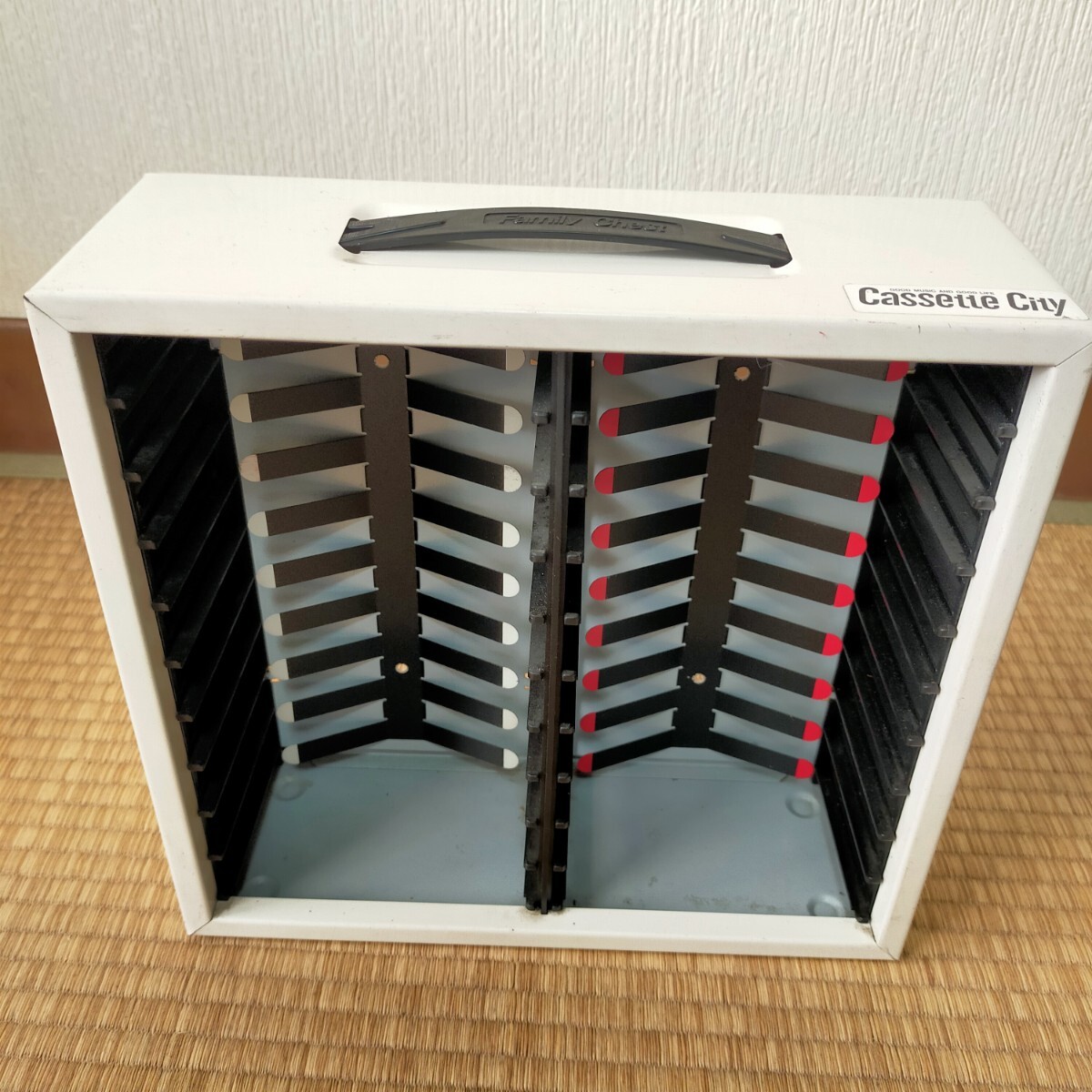 Yahoo!オークション -「カセットテープ ラック」の落札相場 Yahoo!オークション -「カセットテープ ラック」の落札相場