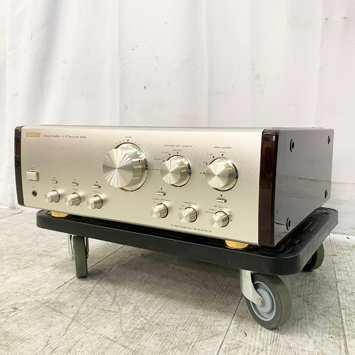 Yahoo!オークション -「SANSUI au-07 anniversary model Yahoo!オークション -「SANSUI au-07 anniversary model