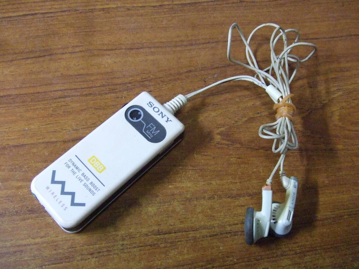 動作品 WM-505 ウォークマン電池ボックス 幅広い リモコン 動作品 WM-505 ウォークマン電池ボックス 幅広い リモコン