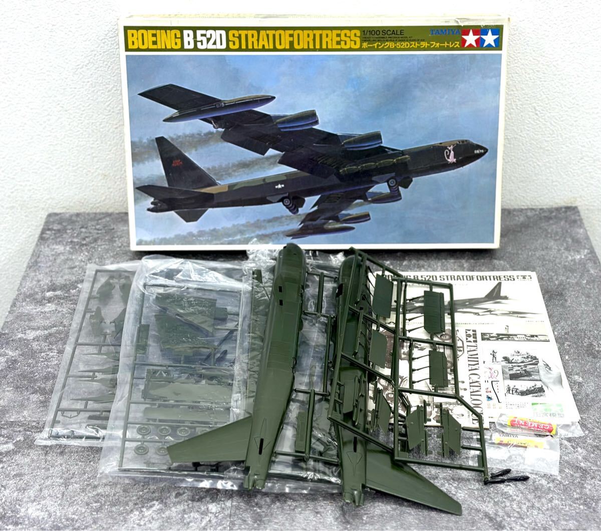 Yahoo!オークション -「b-52 1:100」の落札相場・落札価格 Yahoo!オークション -「b-52 1:100」の落札相場・落札価格