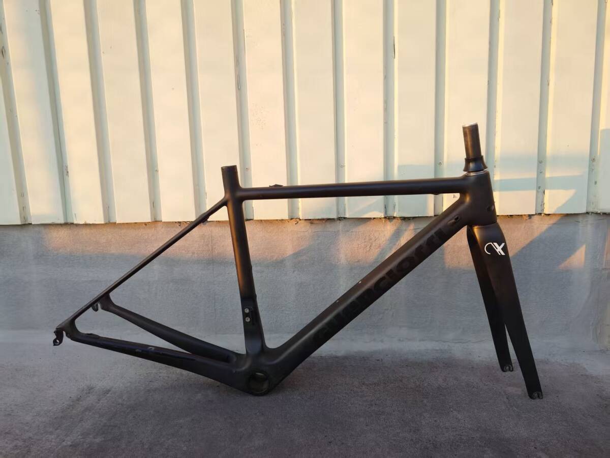 Yahoo!オークション -「cervelo サーベロ」(フレーム) (パーツ Yahoo!オークション -「cervelo サーベロ」(フレーム) (パーツ