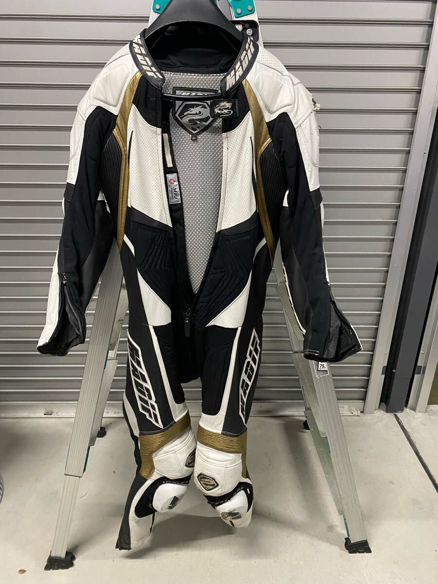 Yahoo!オークション -「マディフ」(革ツナギ) (バイクウエア Yahoo!オークション -「マディフ」(革ツナギ) (バイクウエア