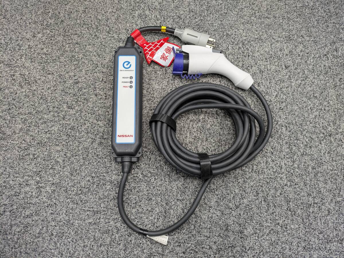 Yahoo!オークション -「リーフ 充電ケーブル 200v」(日産用 Yahoo!オークション -「リーフ 充電ケーブル 200v」(日産用