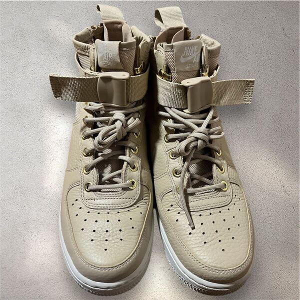 Nike SF Air Force 1 Mid ベージュ 24.5cm