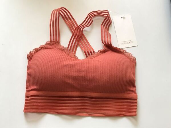 未使用 バッククロス ブラトップ カップ付 S-M