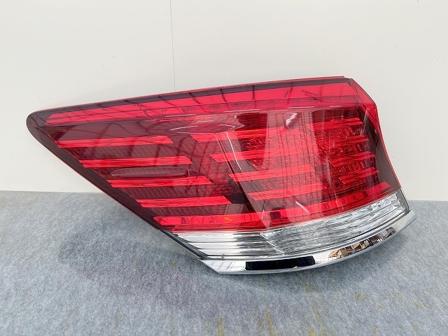 210系クラウン GWS214 テールランプセット 30-404 30-405 値下げ】 30-404 テールランプセット GWS214 210系クラウン 30