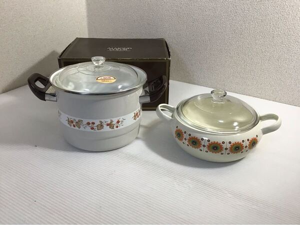 ★昭和レトロ★ ホーロー鍋 2個セット 樹いちごLine 蒸し鍋 20cm 幾何学模様 20cm ガラス蓋付 両手鍋