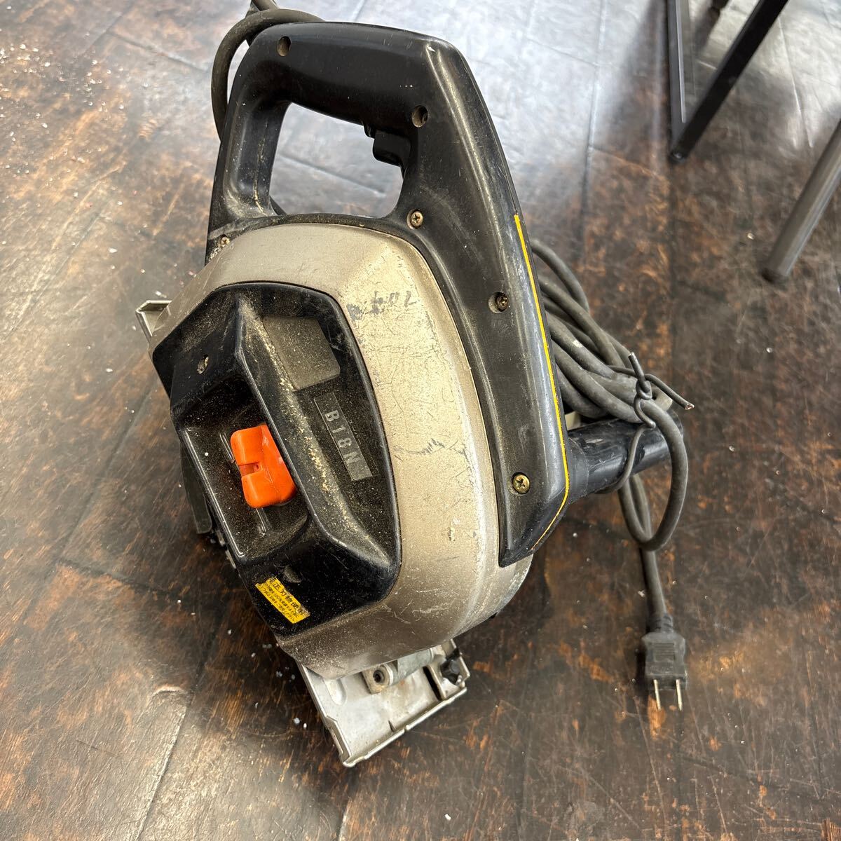 Yahoo!オークション -「電動工具 新ダイワ防塵カッター」(切断機 Yahoo!オークション -「電動工具 新ダイワ防塵カッター」(切断機