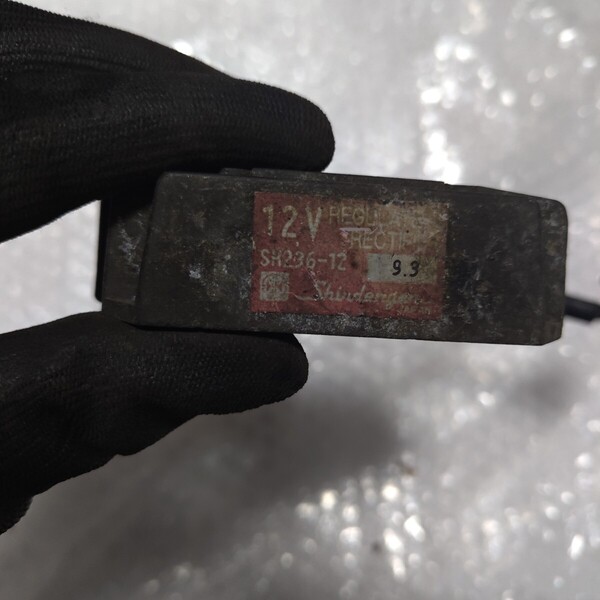 50330 CB750FA RC04 SH236-12 レギュレター イグナイター CDI ECU PGM-DCTユニット レクチファイア 実働取外し 純正 中古