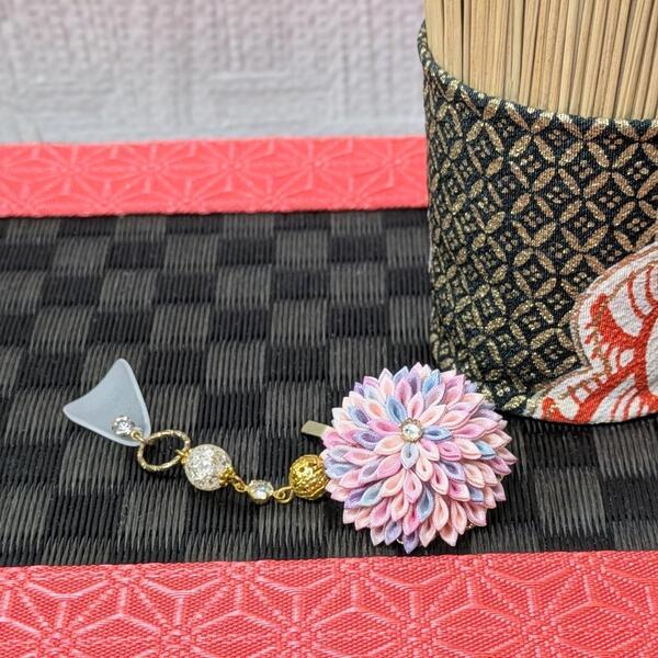 つまみ細工 ポニーフック ピンクイエロー 絹 シルク チャーム お出かけ 浴衣 夏祭り 着物 お花見 和装
