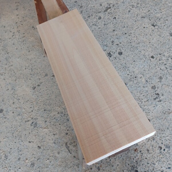 B-1858【51×16.5×3.5cm】 国産ひのき 板 まな板 棚板 看板 一枚板 無垢材 桧 檜 DIY