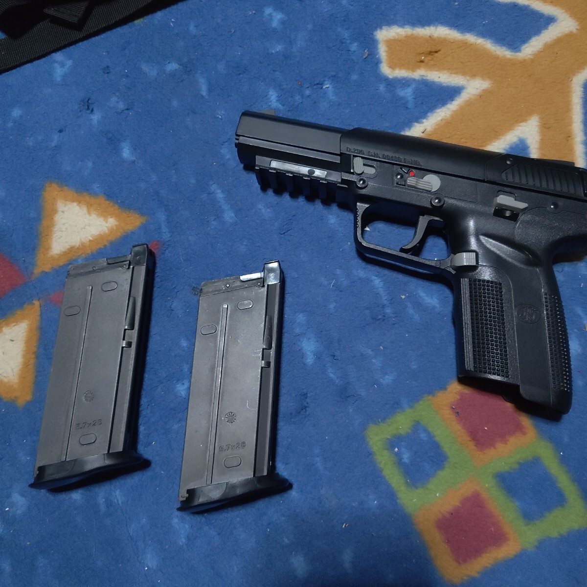 Yahoo!オークション -「fn5-7 マガジン」の落札相場・落札価格 Yahoo!オークション -「fn5-7 マガジン」の落札相場・落札価格
