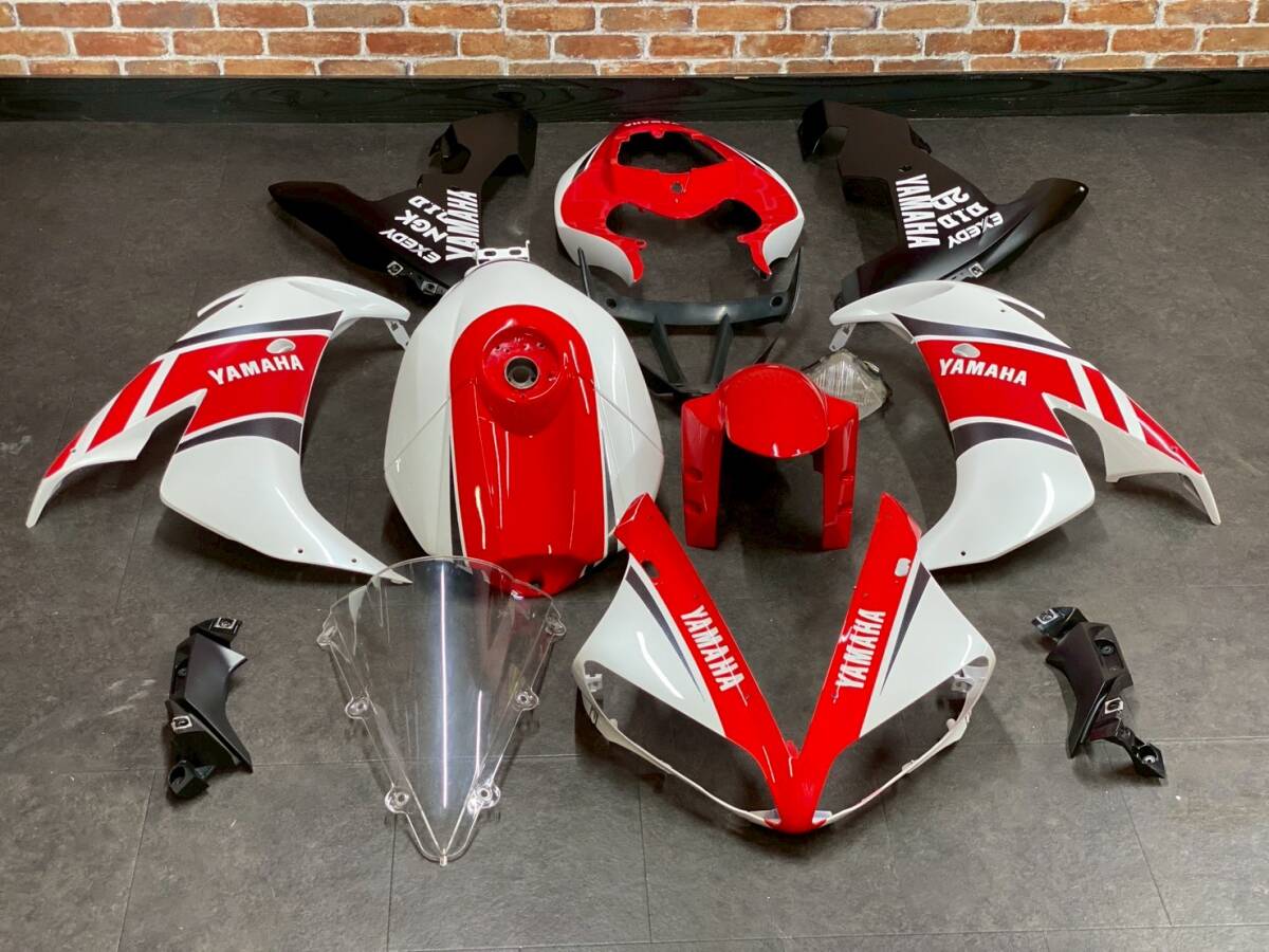 Yahoo!オークション -「yzf r1 カウル」(セット) (ヤマハ用)の Yahoo!オークション -「yzf r1 カウル」(セット) (ヤマハ用)の