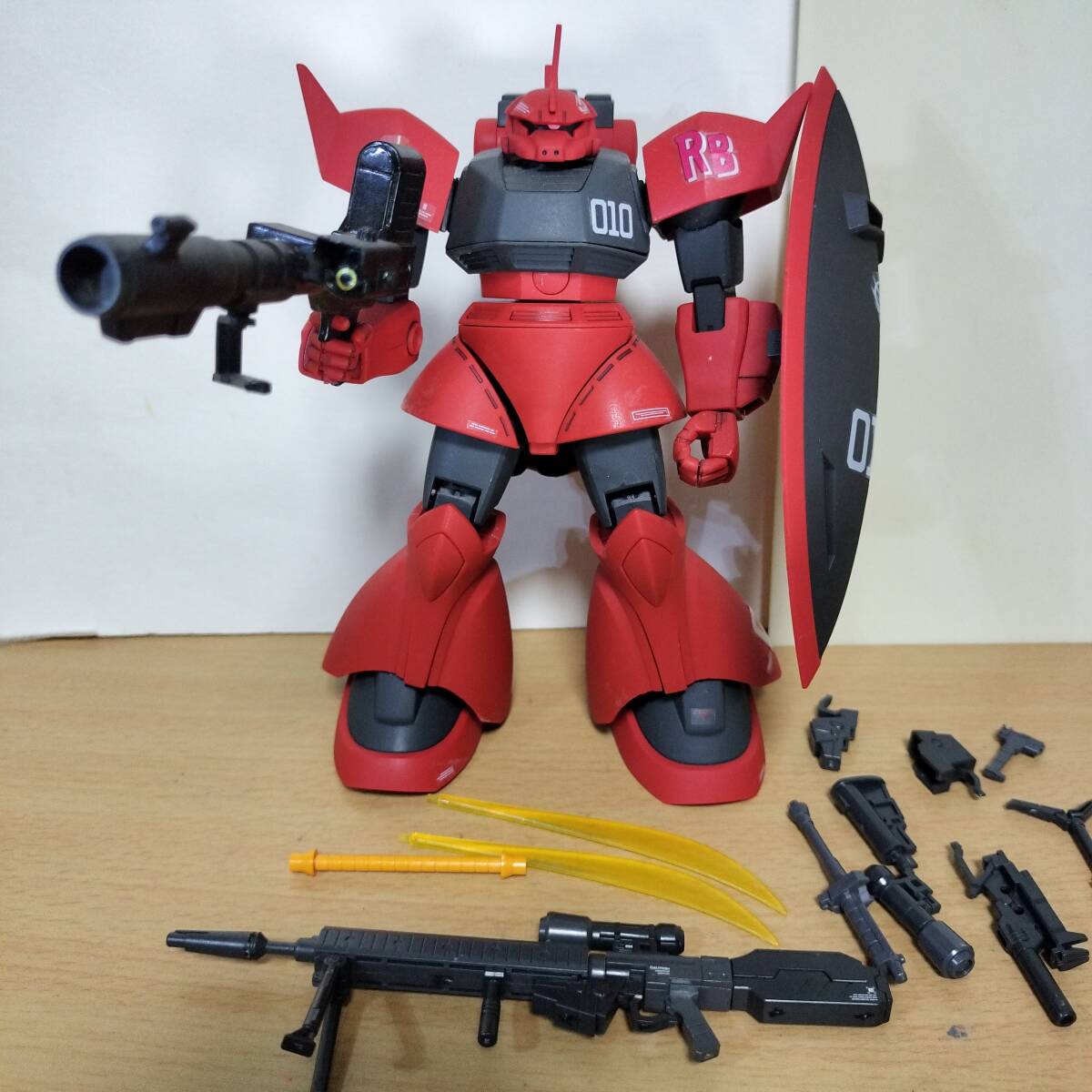 Yahoo!オークション -「高機動型ゲルググ」(完成品) (ガンダム Yahoo!オークション -「高機動型ゲルググ」(完成品) (ガンダム