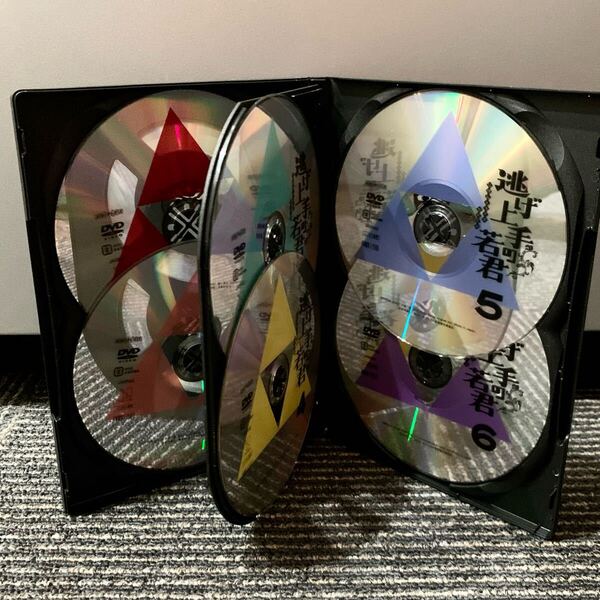 【新品ケース収納】逃げ上手の若君 DVD 全6巻 全巻セット レンタル落ち ディスクのみ