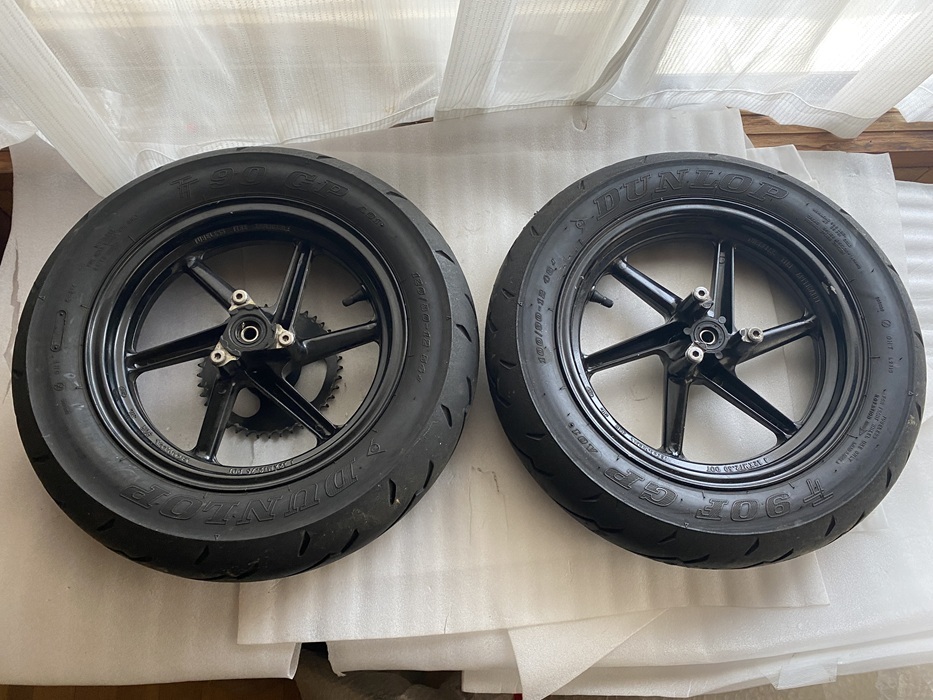 Yahoo!オークション -「nsr50 ホイール 後期」の落札相場・落札価格 Yahoo!オークション -「nsr50 ホイール 後期」の落札相場・落札価格